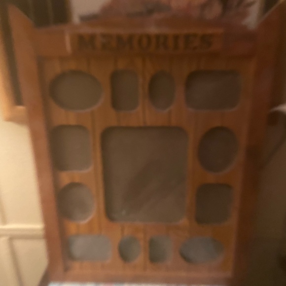 Handcrafted multi picture frame - Picture 3 of 4